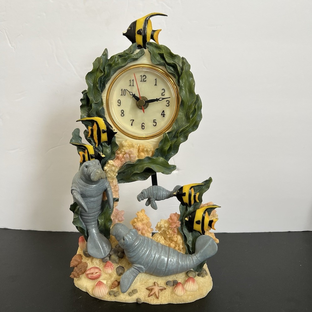 Manatee Sea life clock WORKS‎